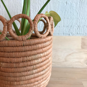 Kinsley Hooped Planter